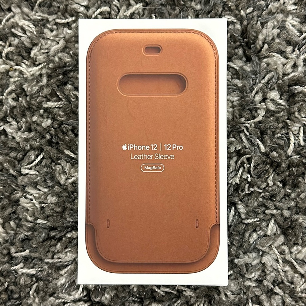 New APPLE iPhone 12 PRO Leather Sleeve in Saddle Brown